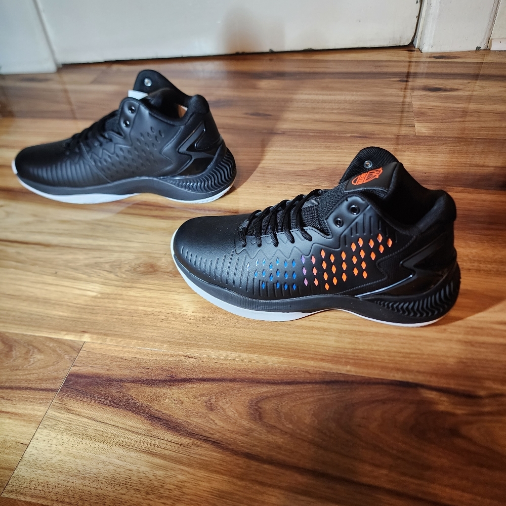 Beita Basketball Shoes, Men's Size Euo 46, Black White Colors